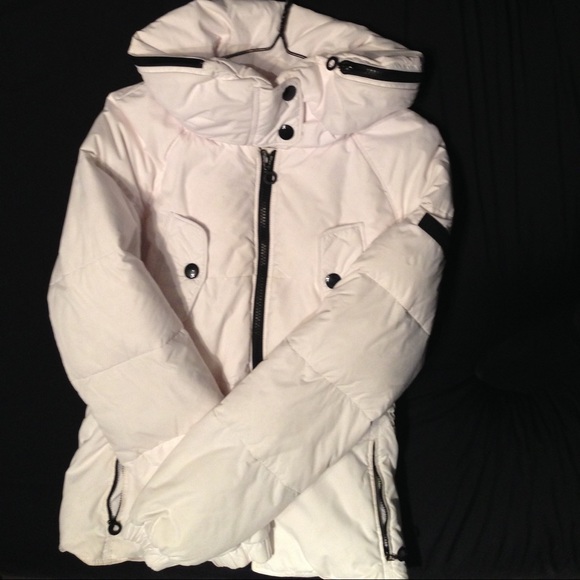 DKNY Down Winter Puffer - Picture 1 of 2